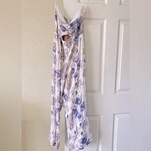 Honey Punch ankle length jumper with front cutout